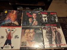 laser disc player includes 21 laser discs - Photo 3