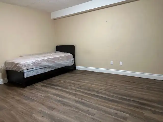 Markham Basement For Rent - Photo 5
