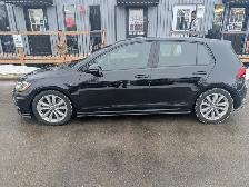 2018 Volkswagen Golf R  AWD Manual Clean Carfax Certified - Photo 2