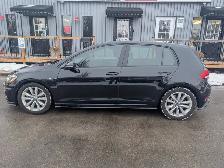 2018 Volkswagen Golf R  AWD Manual Clean Carfax Certified - Photo 6