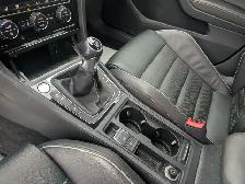 2018 Volkswagen Golf R  AWD Manual Clean Carfax Certified - Photo 8