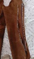 Shotgun Chaps - Like New.  100% leather. - Photo 4