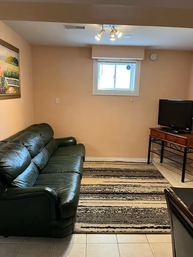 Basement for rent - Photo 3