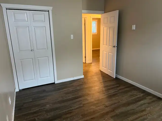 For Rent 3 bedroom townhouse - Photo 8