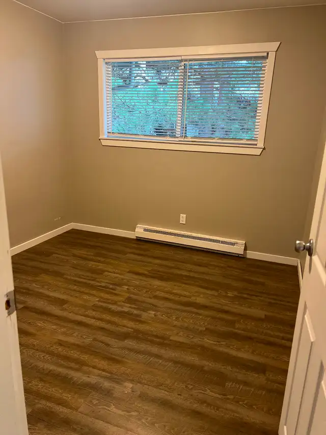 For Rent 3 bedroom townhouse - Photo 12