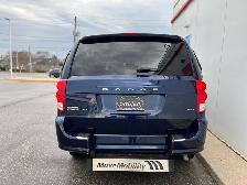 2017 Dodge  Grand Caravan SXT MOBILITY WHEELCHAIR ACCESSIBLE VAN - Photo 9