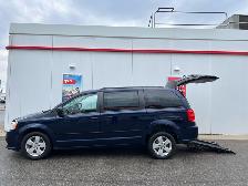 2017 Dodge  Grand Caravan SXT MOBILITY WHEELCHAIR ACCESSIBLE VAN - Photo 15