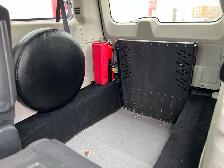 2017 Dodge  Grand Caravan SXT MOBILITY WHEELCHAIR ACCESSIBLE VAN - Photo 17