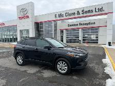 2022 Toyota Corolla Cross LE low kilometres