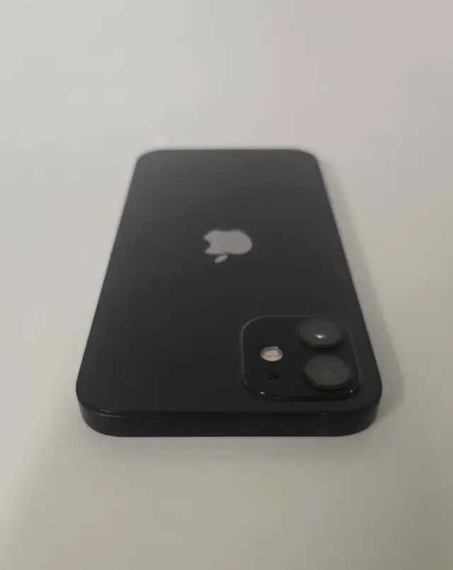 iPhone 12 | Good Condition - Photo 7