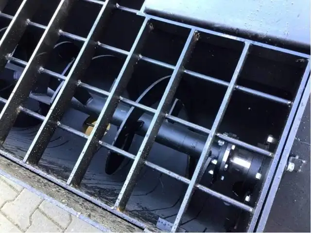 BM-35 Skid Steer Mixer Bucket – Strong, Durable & EfficientHeav - Photo 4