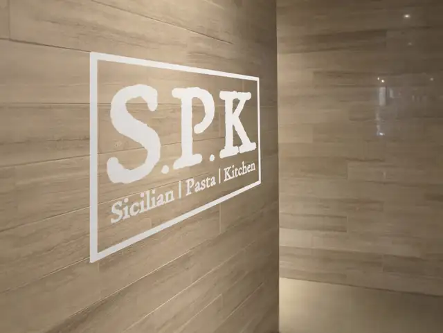 Full Time and Part time servers, Hostess and Cooks