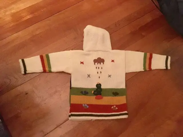 CHANDAIL POUR ENFANT TRICOTE A LA MAIN - Photo 5