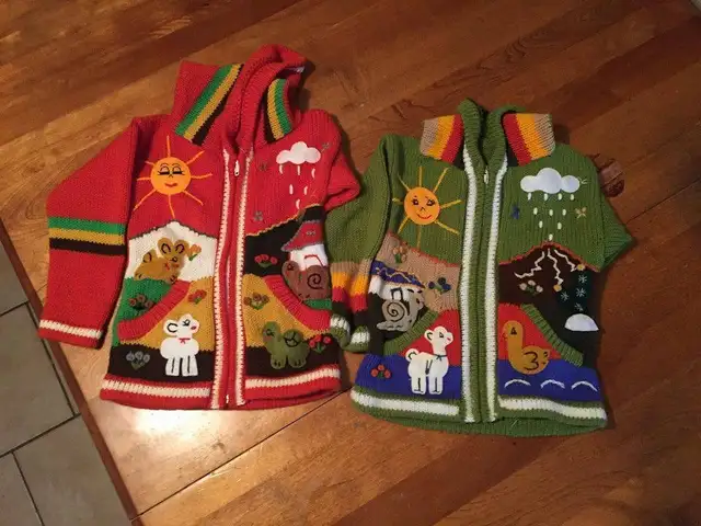 CHANDAIL POUR ENFANT TRICOTE A LA MAIN - Photo 6