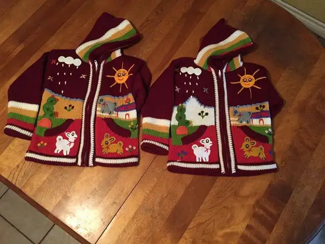 CHANDAIL POUR ENFANT TRICOTE A LA MAIN - Photo 7