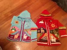 CHANDAIL POUR ENFANT TRICOTE A LA MAIN - Photo 8