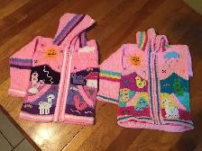 CHANDAIL POUR ENFANT TRICOTE A LA MAIN - Photo 10