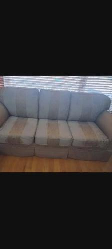 Wall unit and couches - Photo 3