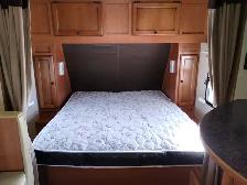 SALE PENDING 2015 Gulfstream Matrix 721FS Couple Trailer - Photo 8