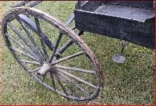 A Single Horse Drawn Buggy. - Photo 3