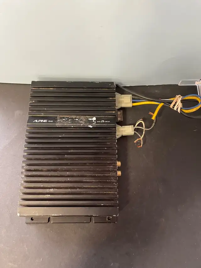ALPINE 3540 BRIDGEABLE POWER AMPLIFIER