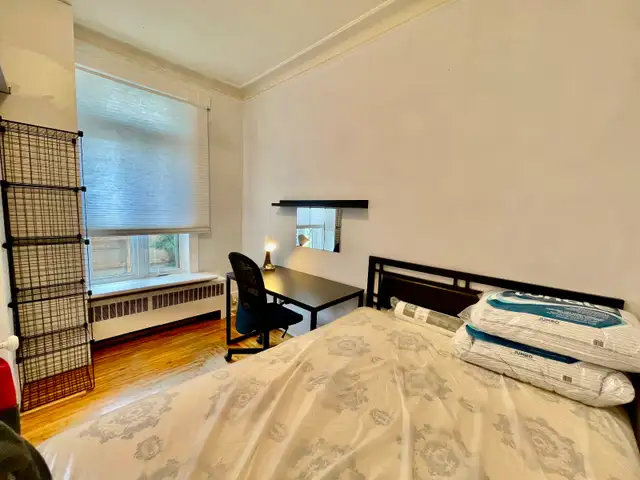 Fully furnished 3 Bedroom house -max.6 per of family or 3 studen - Photo 4