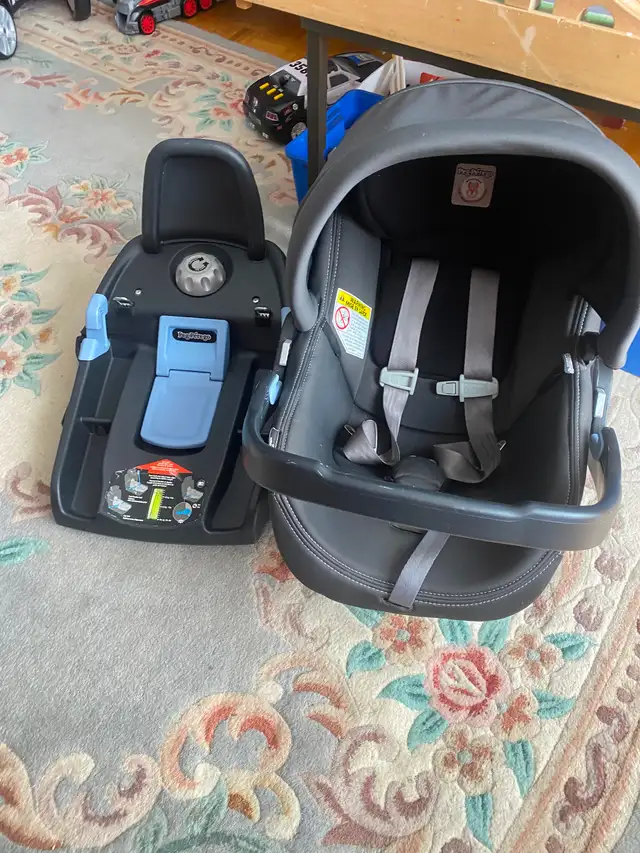 CHILDREN’S CAR SEATS. - Photo 2