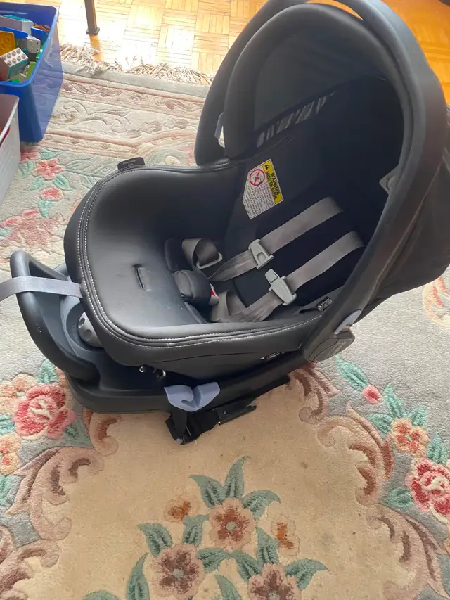 CHILDREN’S CAR SEATS. - Photo 3