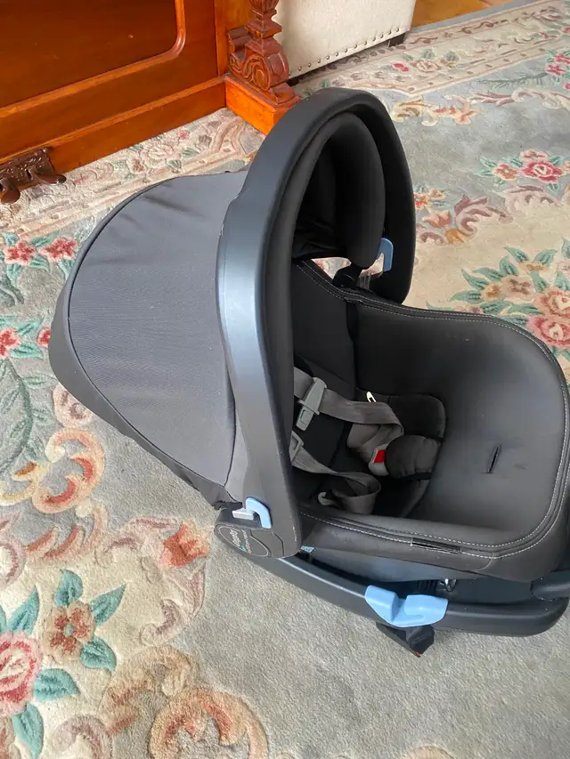CHILDREN’S CAR SEATS. - Photo 4