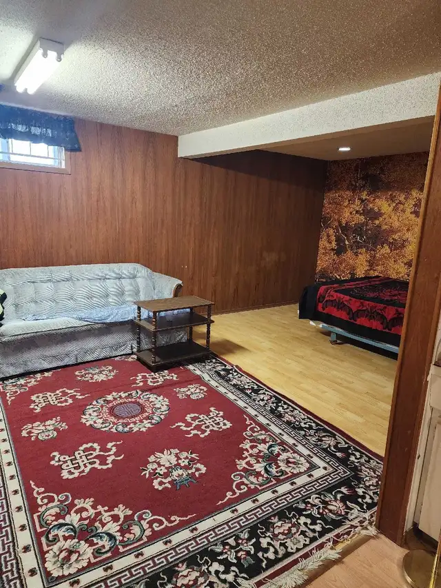 basement suite for rent in temple N.E - Photo 2