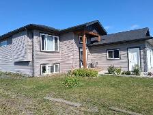 SINGLE BI-LEVEL HOUSE FOR SALE