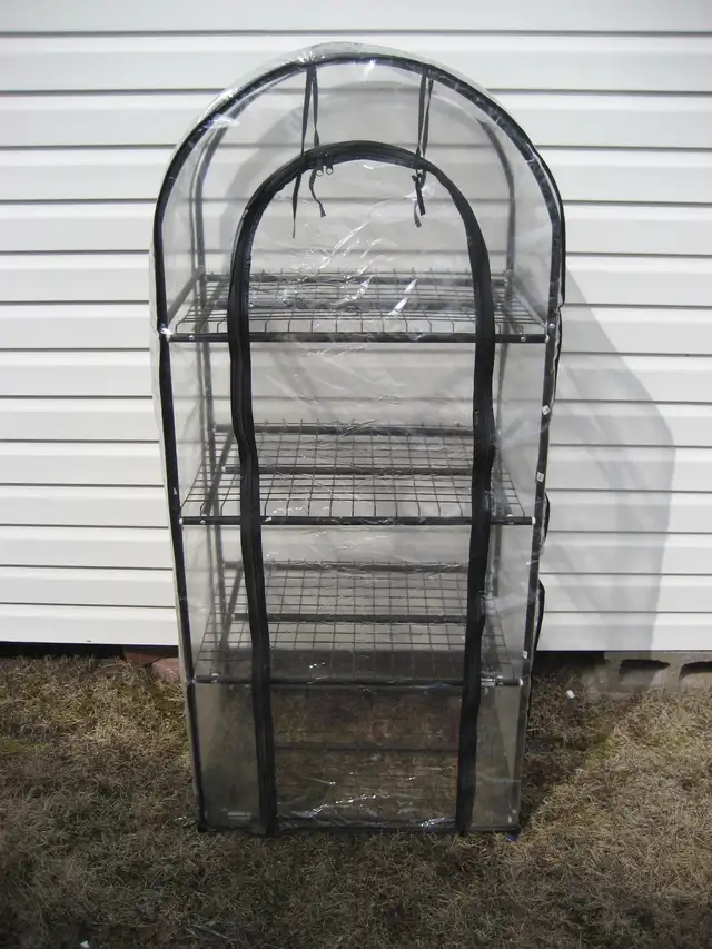4 Shelf mini greenhouse