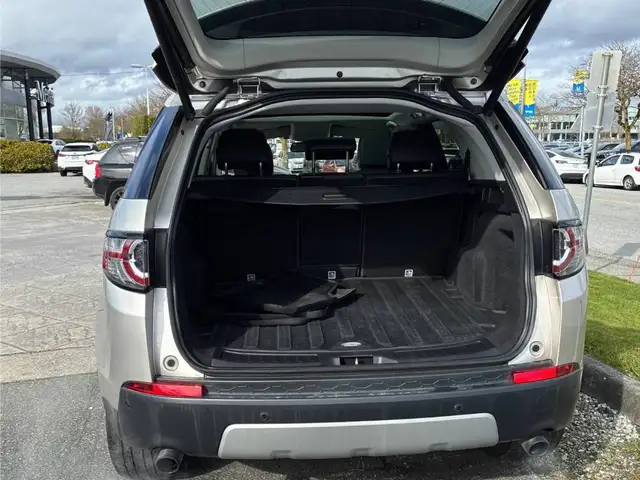 2017 Land Rover Discovery Sport HSE AWD NO Accident BC Vehicle - Photo 10