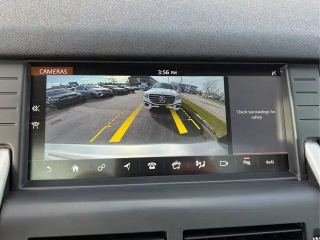 2017 Land Rover Discovery Sport HSE AWD NO Accident BC Vehicle - Photo 16