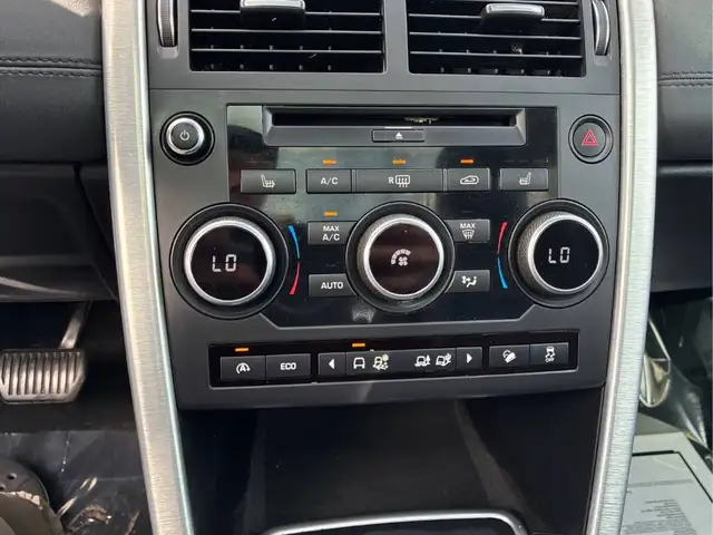 2017 Land Rover Discovery Sport HSE AWD NO Accident BC Vehicle - Photo 22