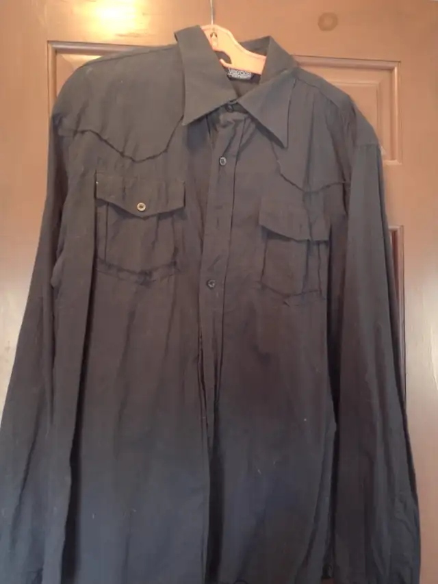 Men's XL Versace black collar dress shirt