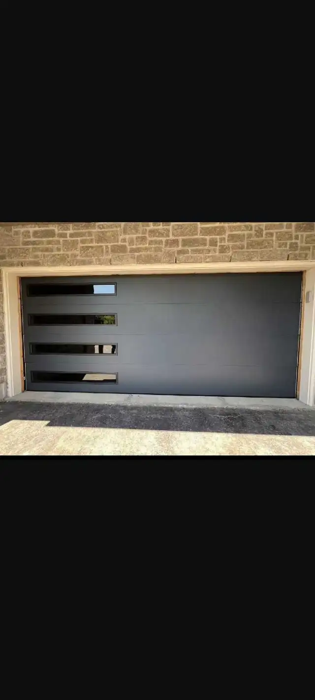 garage Door - Photo 2