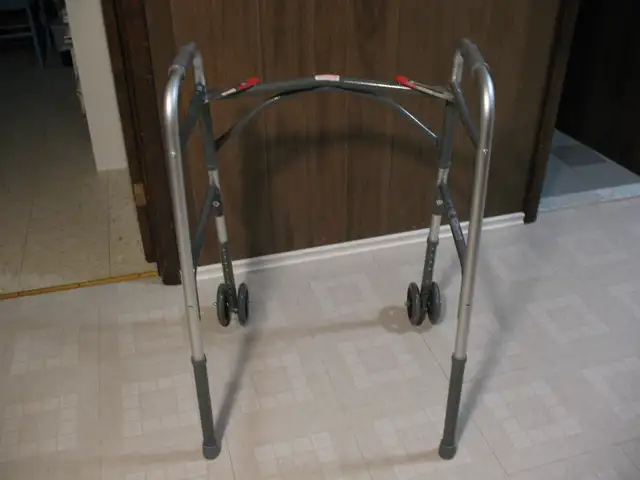 Extra Large HEAVY DUTY Walker with Front Wheels - Photo 4