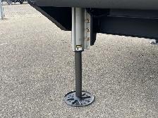 2023 KEYSTONE ALPINE 3912DS, DUAL SUITE, MULTI FAMILY - Photo 15