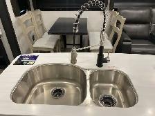 2023 KEYSTONE ALPINE 3912DS, DUAL SUITE, MULTI FAMILY - Photo 30