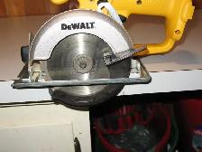 4 DeWalt Power Tools, 12 Volts - Photo 2
