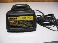 4 DeWalt Power Tools, 12 Volts - Photo 5