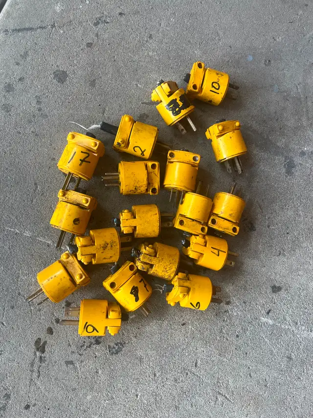 embou de fils extension 15 ampère ( 18 unités ) $5.00 chacun - Photo 2