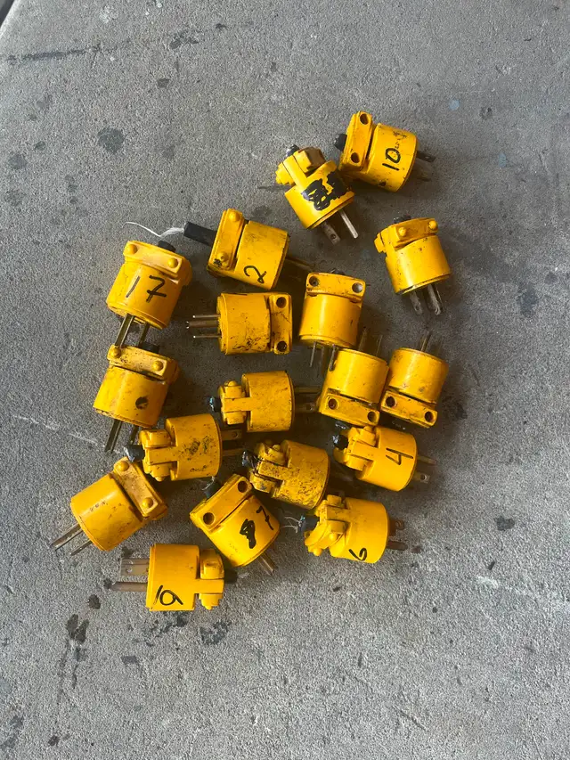 embou de fils extension 15 ampère ( 18 unités ) $5.00 chacun - Photo 3