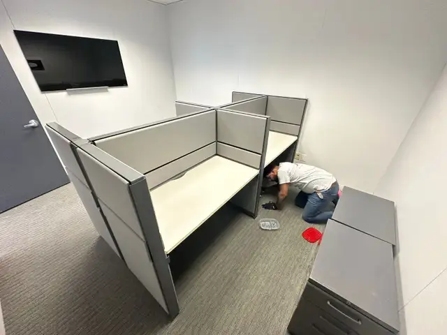 Modern Design Meets Performance – Teknion TOS System For Sale! - Photo 3