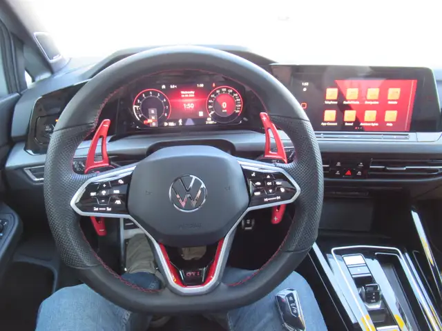 2024 Volkswagen Golf GTI Performance Autobahn | One Owner | Clea - Photo 30