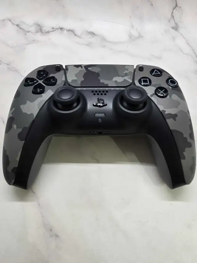 PS5 Controller Camo Like New