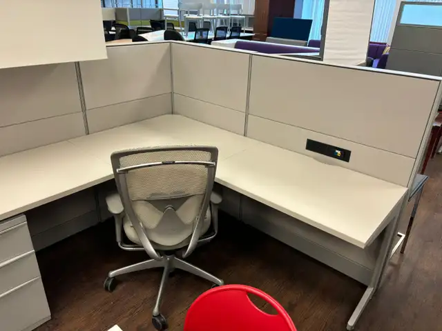 Used Teknion Leverage System Cubicles–Ready for Setup-Call Us! - Photo 7