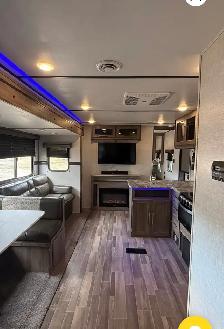 2021 Zinger travel Trailer ZR2 - Photo 2
