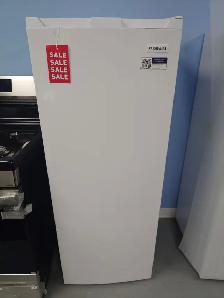 Frigidaire '22' White Convertible Upright Freezer on Sale‼️